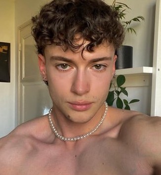 Profilo di Seif-eddine